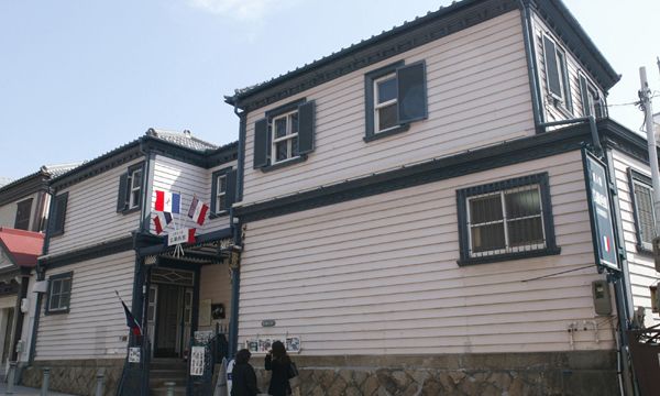 仏蘭西館(洋館長屋)外観